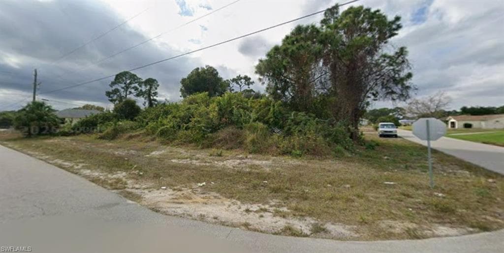 4801 6th ST W LEHIGH ACRES, FL 33971