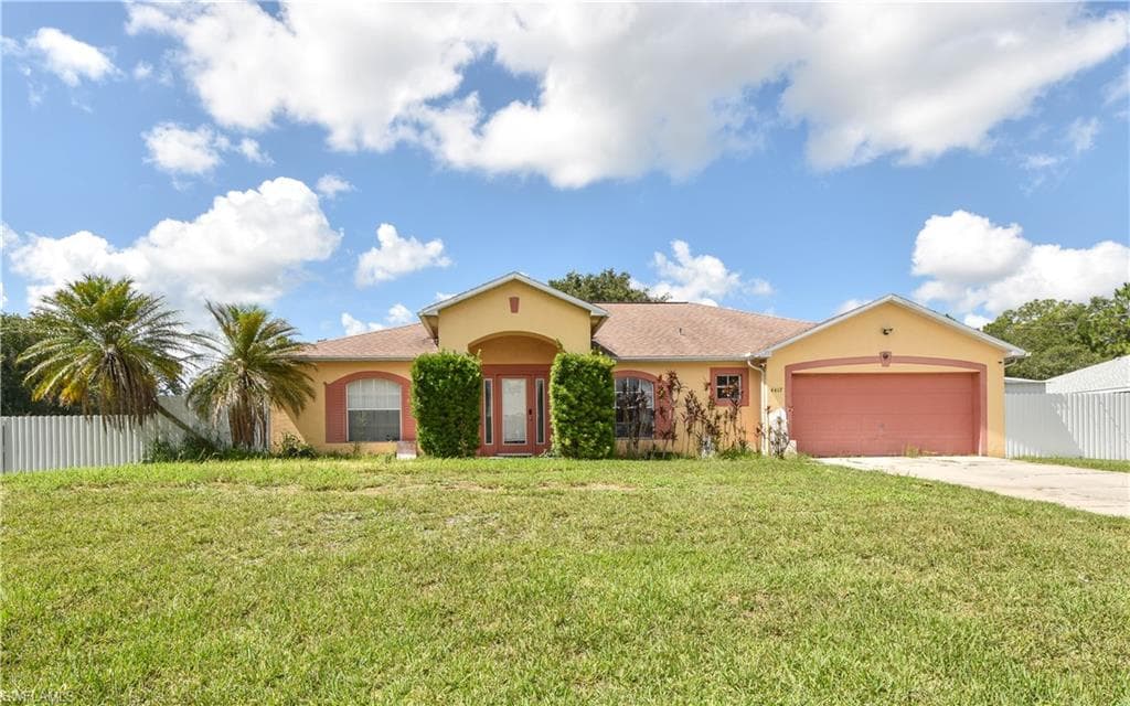 4417 29th ST SW LEHIGH ACRES, FL 33973