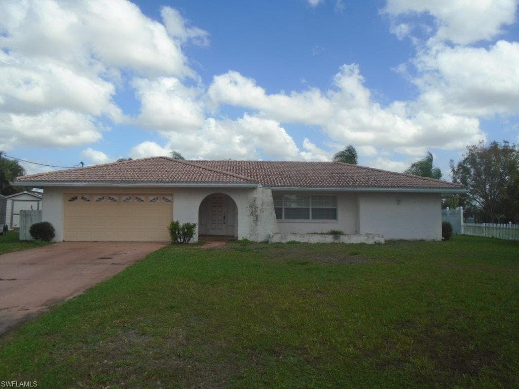 13868 Lazy LN FORT MYERS, FL 33905