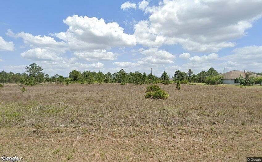 727 Frontenac AVE S LEHIGH ACRES, FL 33974