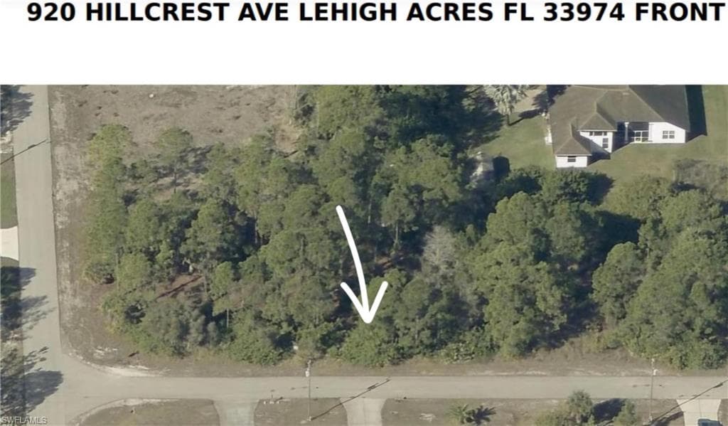 920 Hillcrest AVE LEHIGH ACRES, FL 33974