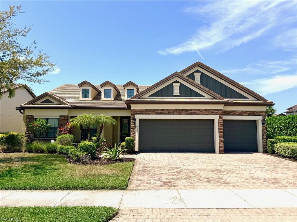 16301 Camden Lakes CIR NAPLES, FL 34110