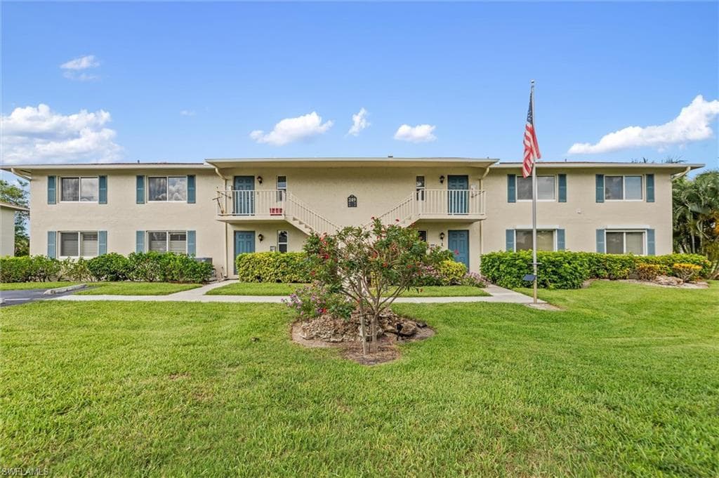 249 Memory LN 4 NAPLES, FL 34112