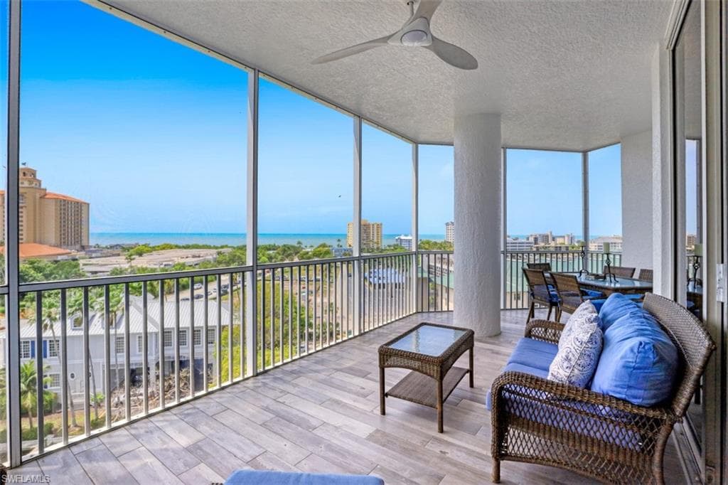 400 FLAGSHIP DR 802 NAPLES, FL 34108