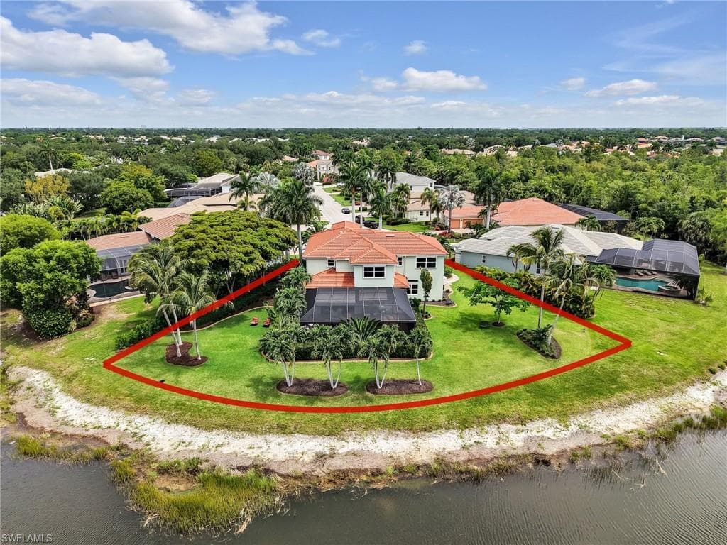 8620 El Mirasol CT ESTERO, FL 33967
