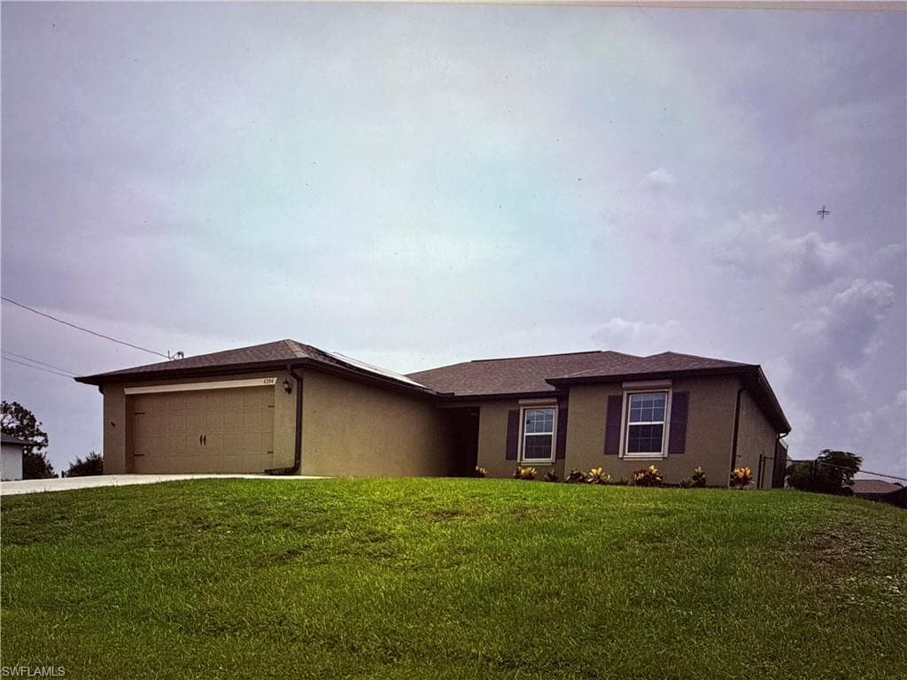 4204 NW 39th ST CAPE CORAL, FL 33993