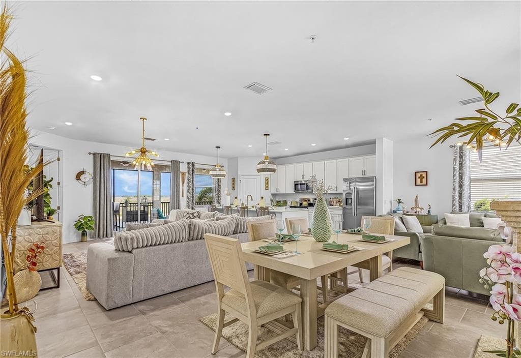 5686 Melbourne CT 7322 AVE MARIA, FL 34142