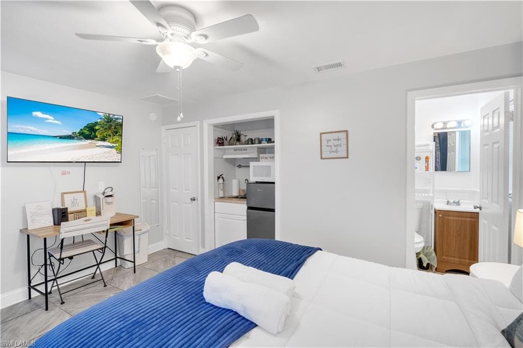 4913 Vincennes ST 4 CAPE CORAL, FL 33904