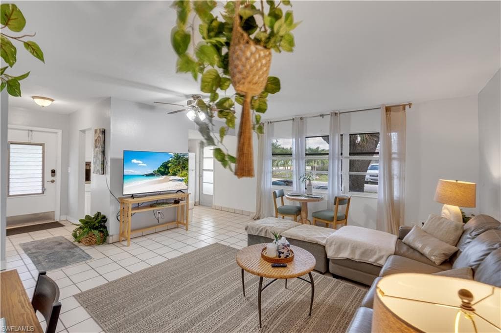 5226 Coronado PKWY B CAPE CORAL, FL 33904