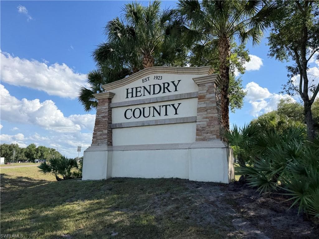 1484 N State Road 29 LABELLE, FL 33935