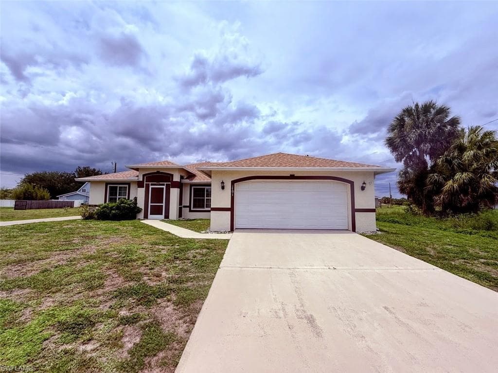 1701 NE 26th TER CAPE CORAL, FL 33909