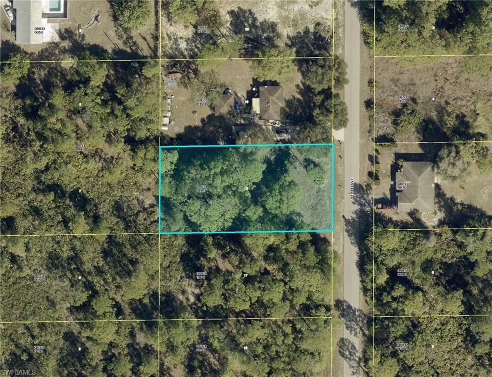 1411 State AVE LEHIGH ACRES, FL 33972