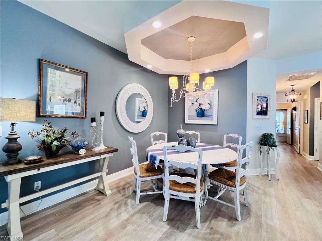 3250 Crown Pointe BLVD 101 NAPLES, FL 34112
