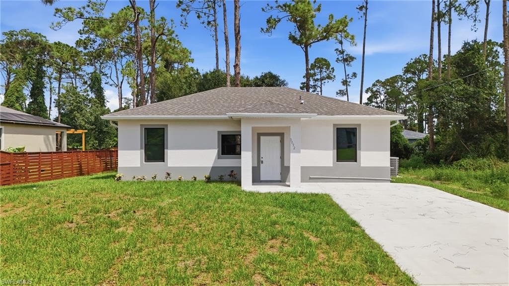 3052 S Beechwood CIR LABELLE, FL 33935