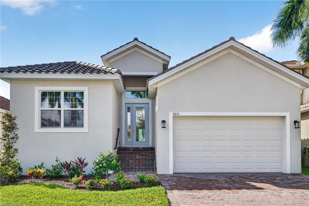 8613 Banyan Bay BLVD FORT MYERS, FL 33908