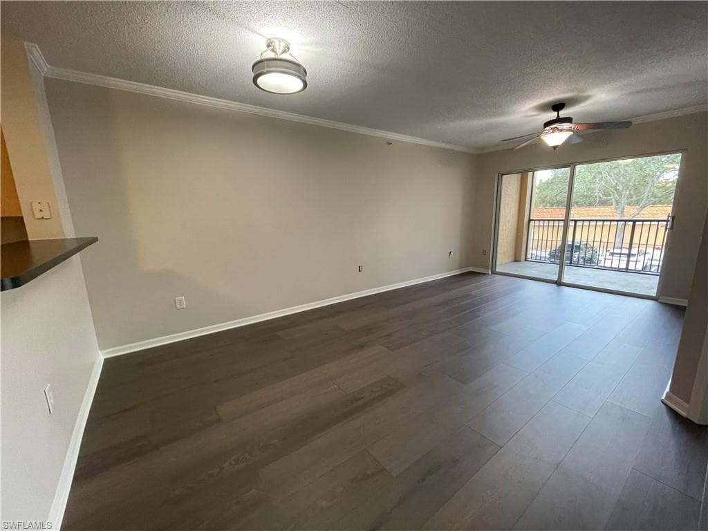 8617 River Homes LN 3203 BONITA SPRINGS, FL 34135