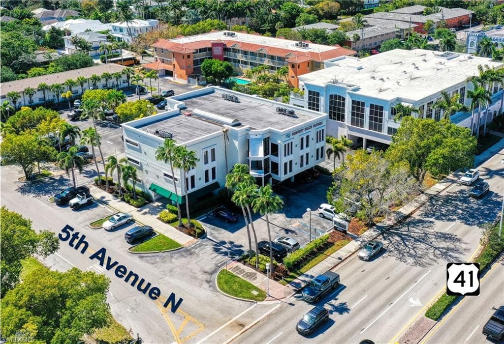 851 5th AVE N NAPLES, FL 34102