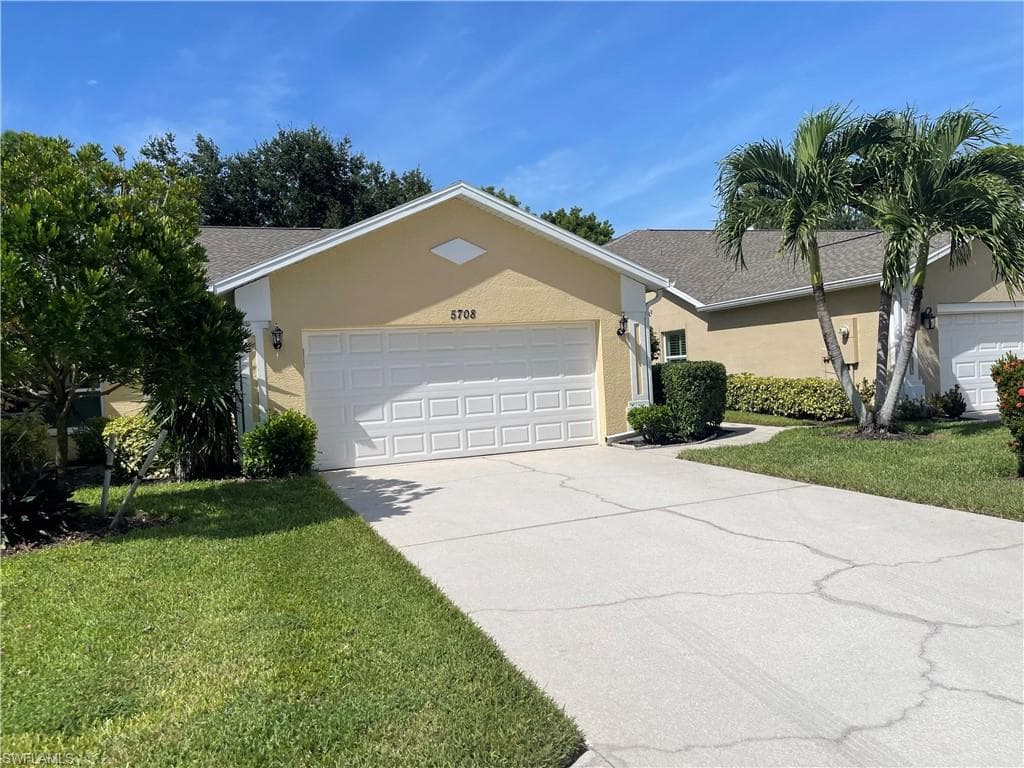 5708 Greenwood CIR 48 NAPLES, FL 34112
