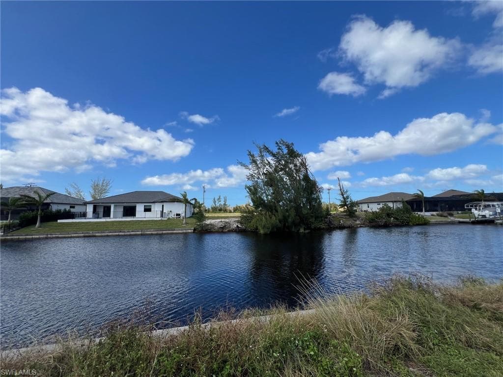 722 NW 39th AVE CAPE CORAL, FL 33993