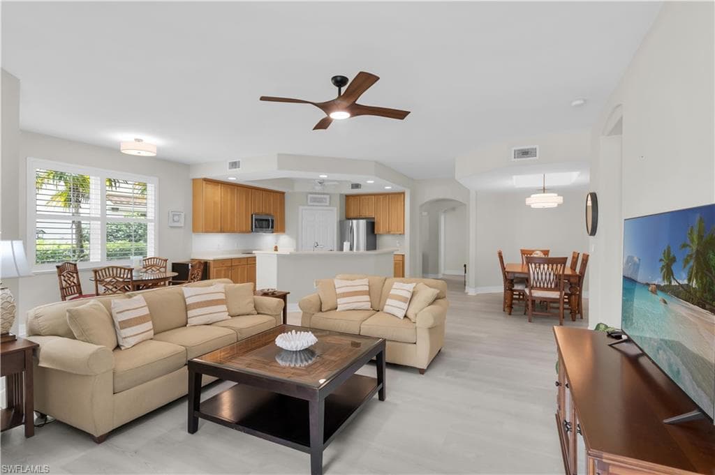 1273 Rialto WAY 102 NAPLES, FL 34114
