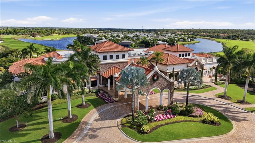 9820 Giaveno CIR 1421 NAPLES, FL 34113