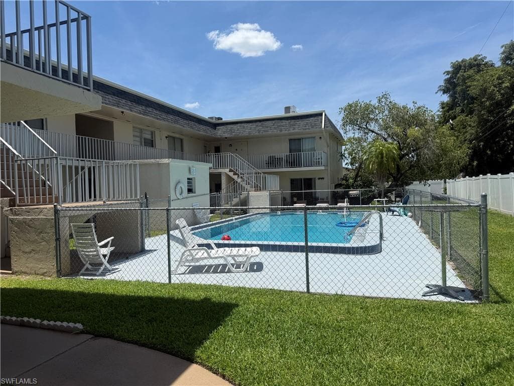 4923 Vincennes CT 3 CAPE CORAL, FL 33904