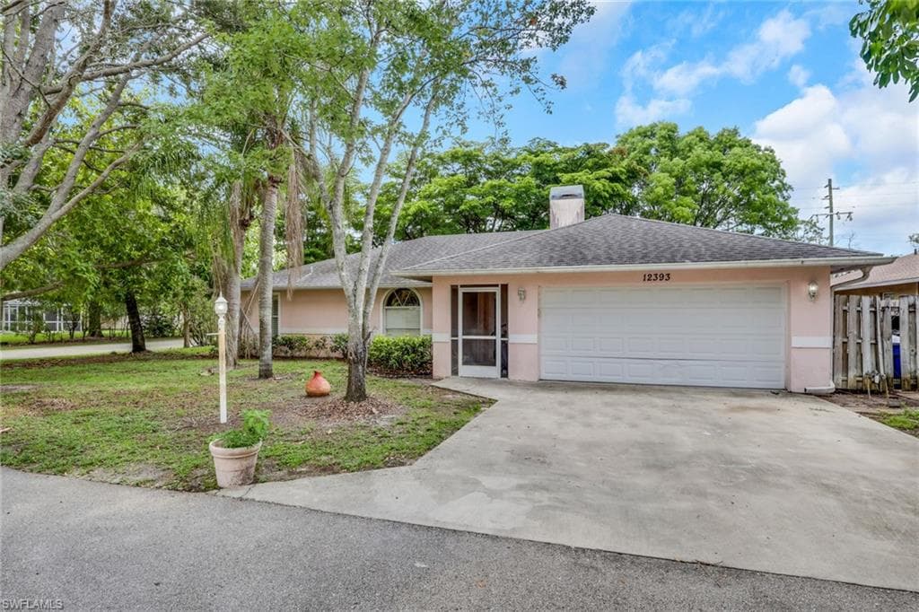 12393 Londonderry LN BONITA SPRINGS, FL 34135