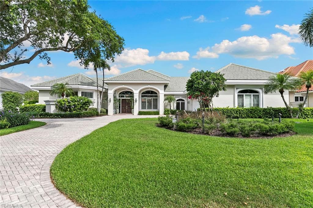 6991 Greentree DR NAPLES, FL 34108
