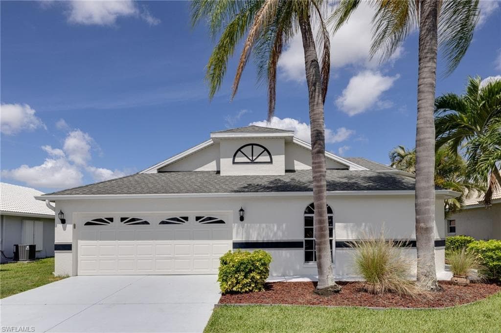 17551 Coconut Palm CT NORTH FORT MYERS, FL 33917