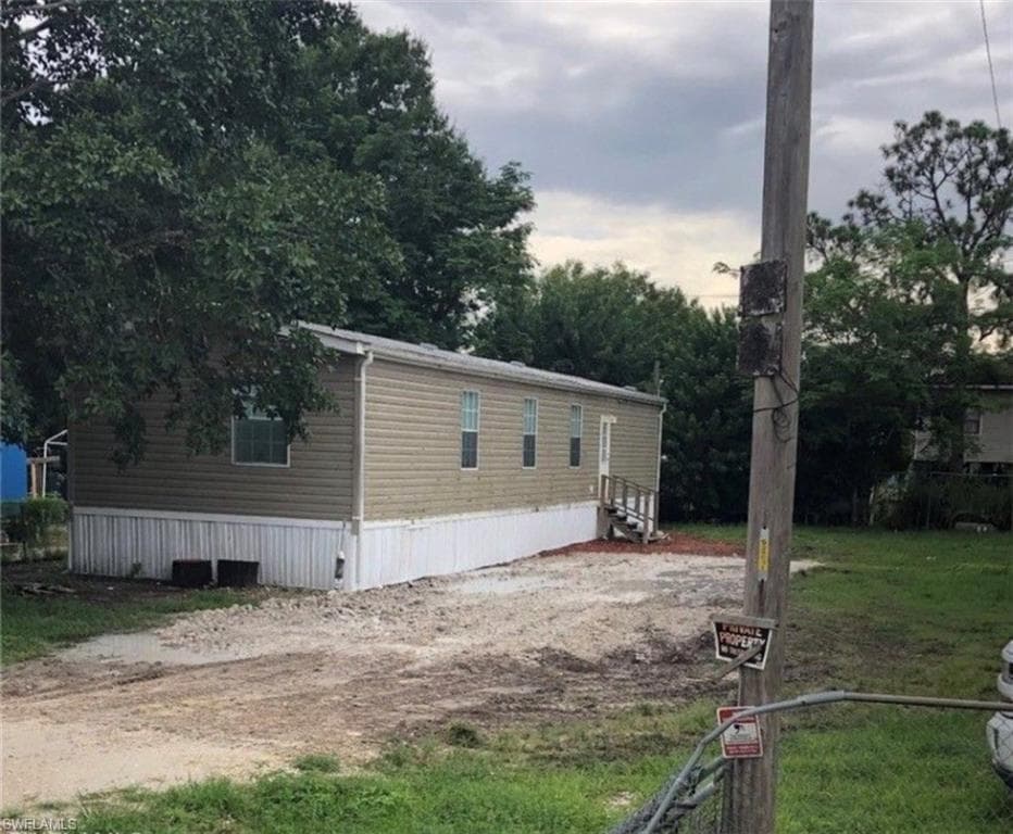 1421 Orange ST IMMOKALEE, FL 34142
