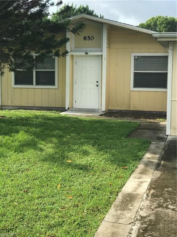 850 105th AVE N NAPLES, FL 34108