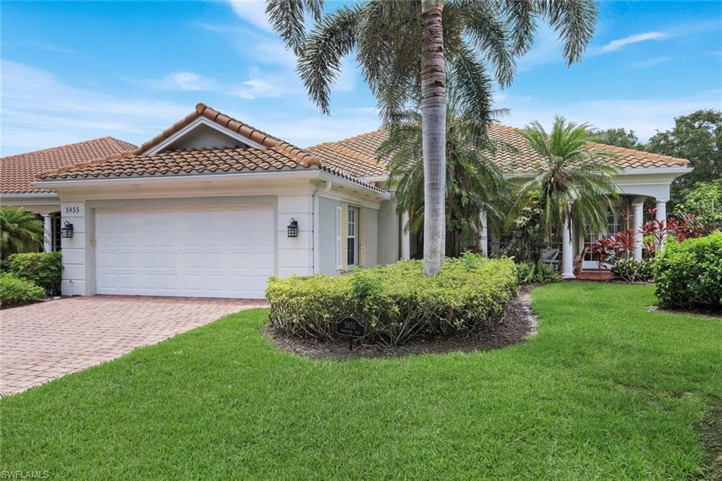 5855 Charlton WAY NAPLES, FL 34119