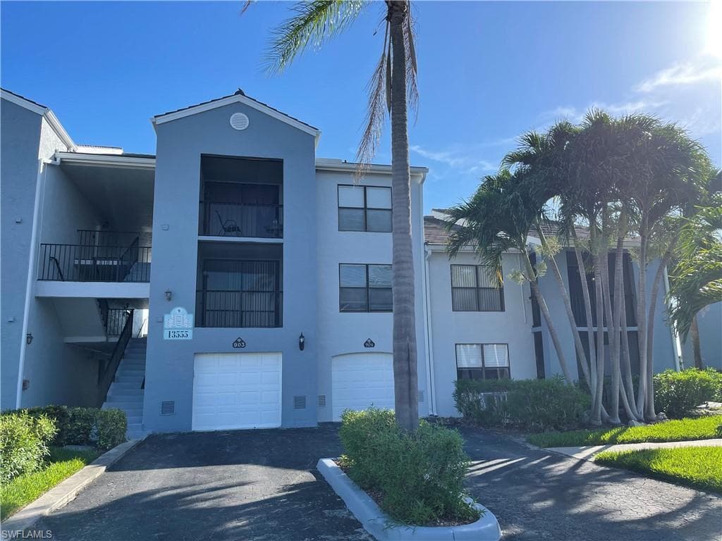 13555 Eagle Ridge DR 925 FORT MYERS, FL 33912