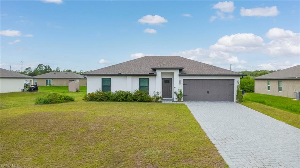 150 Blackstone DR FORT MYERS, FL 33913