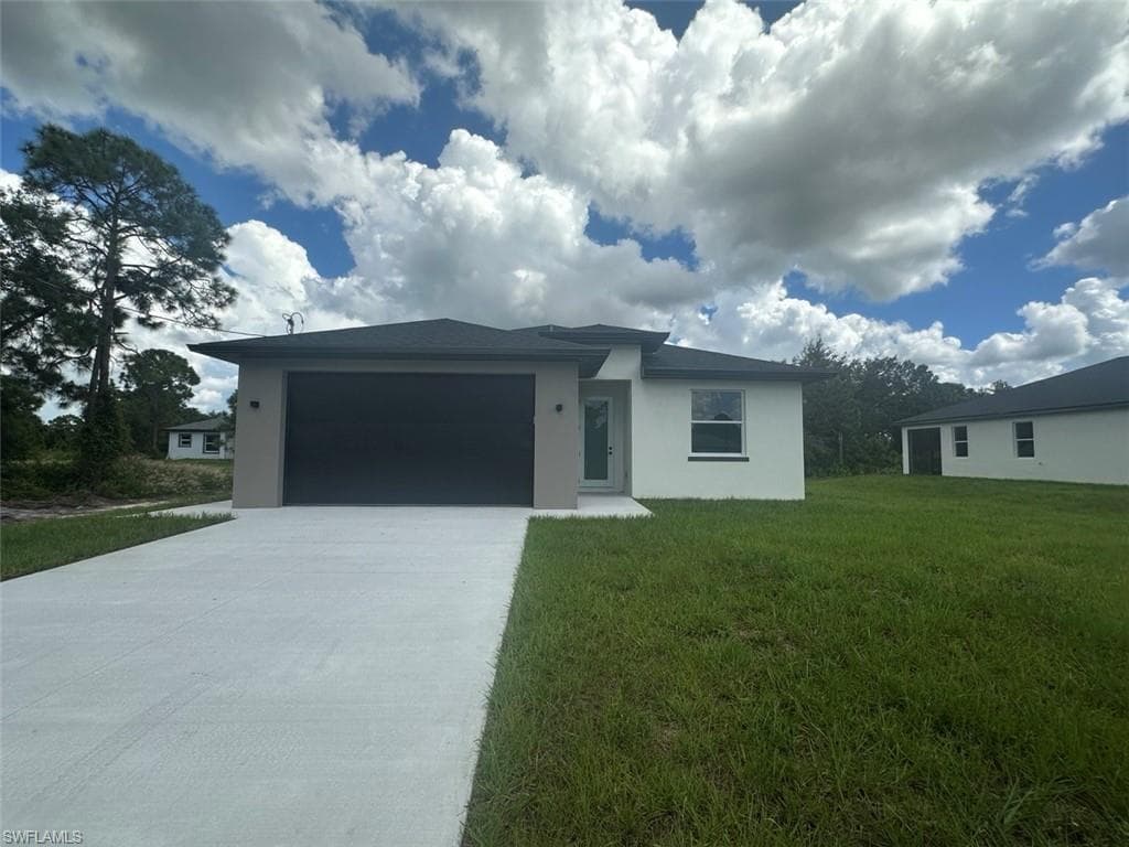 547 Eisenhower BLVD LEHIGH ACRES, FL 33974