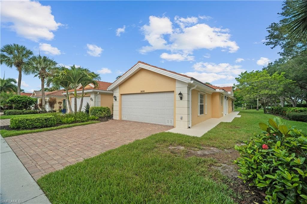 28010 Grossetto WAY BONITA SPRINGS, FL 34135