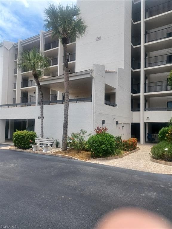 4100 Steamboat BEND E 401 FORT MYERS, FL 33919