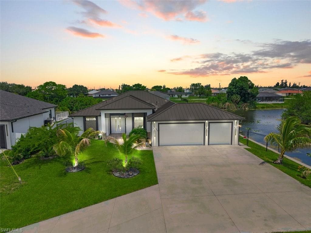 509 NE 5th TER CAPE CORAL, FL 33909