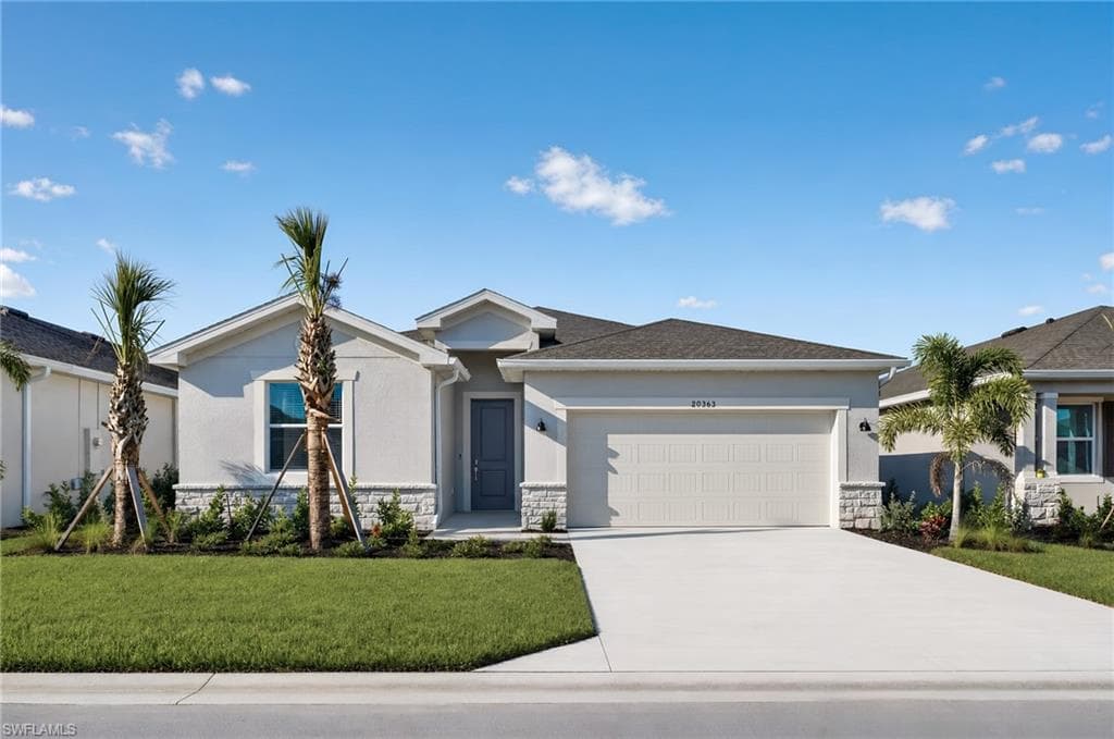 20363 Copperhead DR LEHIGH ACRES, FL 33936