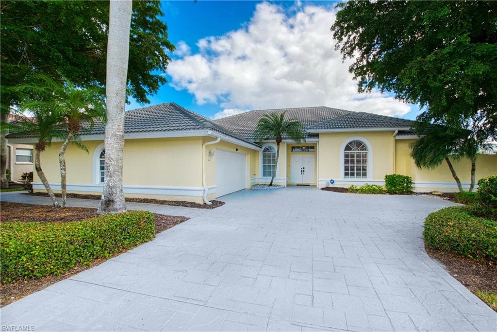 28467 Del Lago WAY BONITA SPRINGS, FL 34135