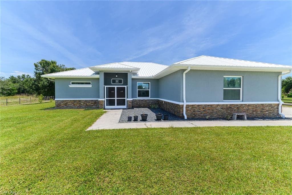 40200 Little Farm RD PUNTA GORDA, FL 33982
