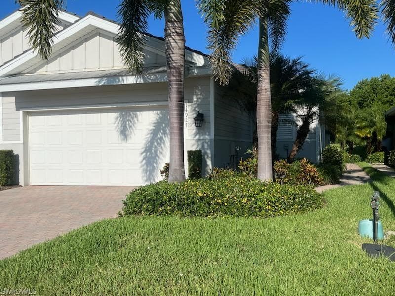 14927 Edgewater CIR NAPLES, FL 34114