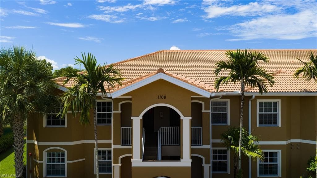 1108 Winding Pines CIR 201 CAPE CORAL, FL 33909