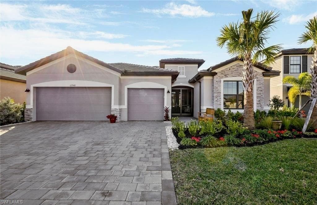 11348 Canopy LOOP FORT MYERS, FL 33913