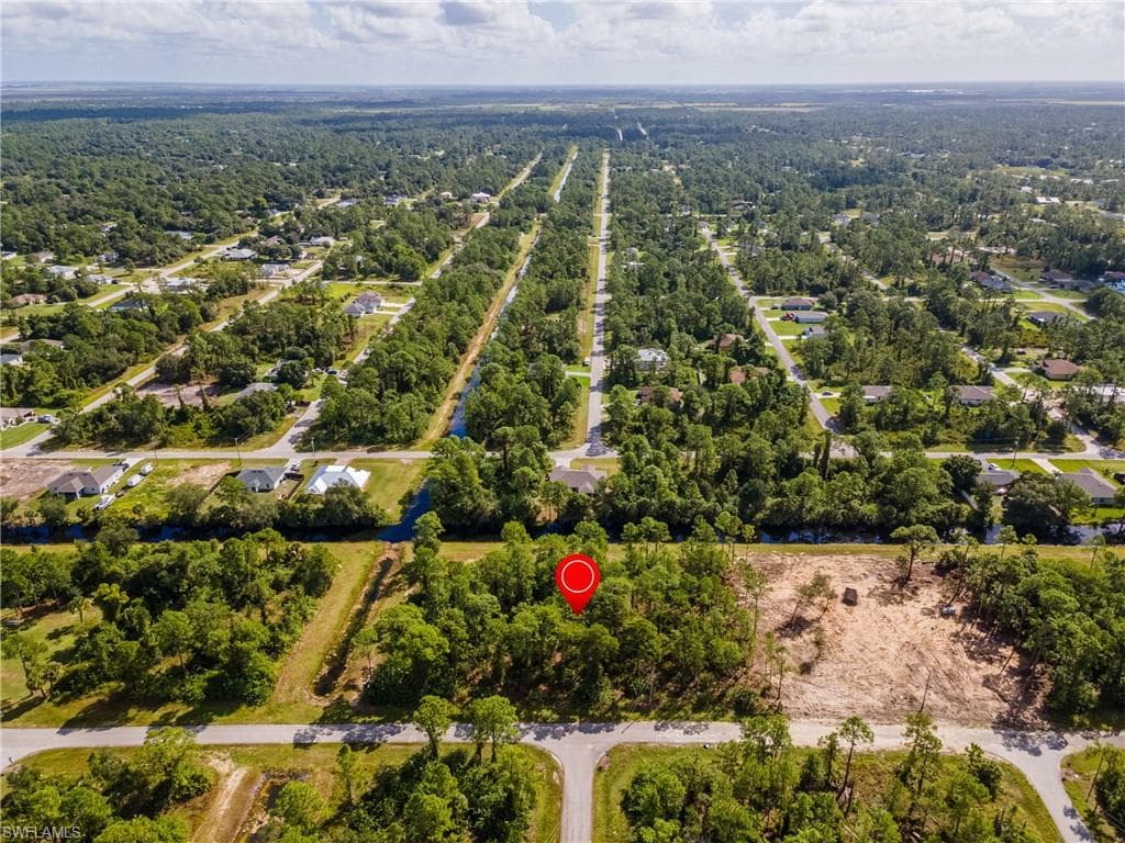 231 Thornton AVE S LEHIGH ACRES, FL 33974
