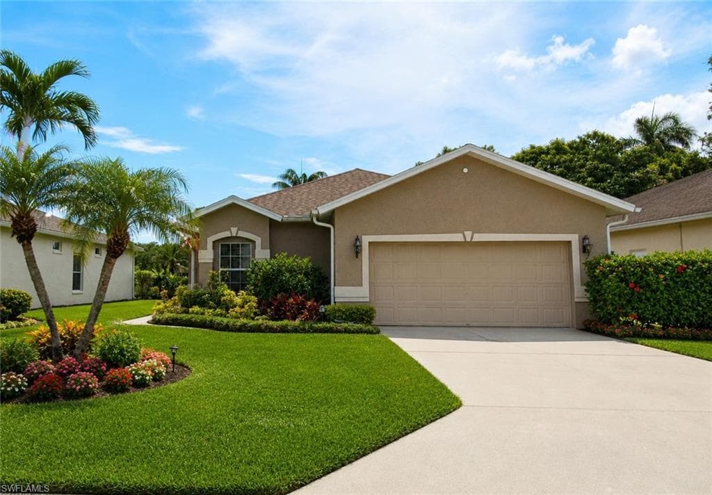 319 Stanhope CIR NAPLES, FL 34104