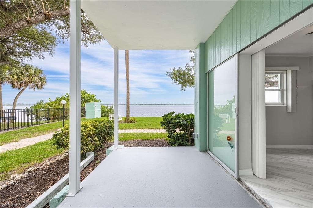 3225 E Riverside DR 51E FORT MYERS, FL 33916