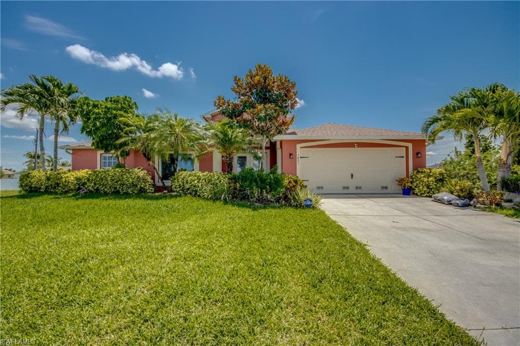 1821 NW 1st PL CAPE CORAL, FL 33993