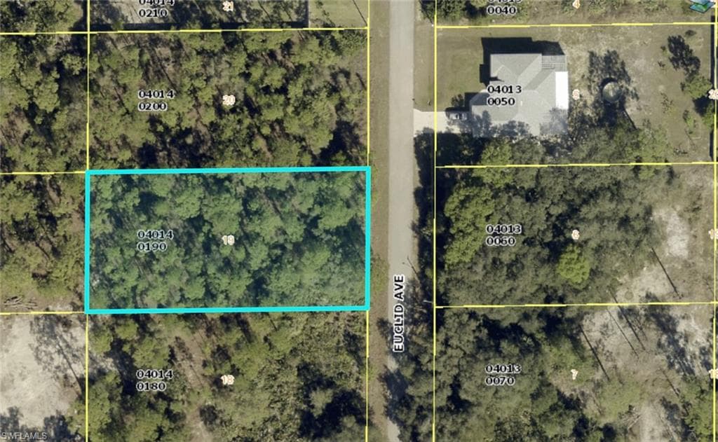 1313 Euclid AVE LEHIGH ACRES, FL 33972