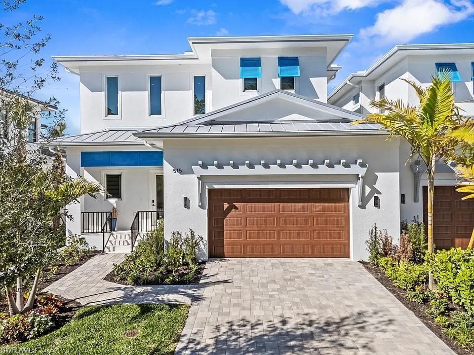 515 91st AVE N 1 WEST NAPLES, FL 34108